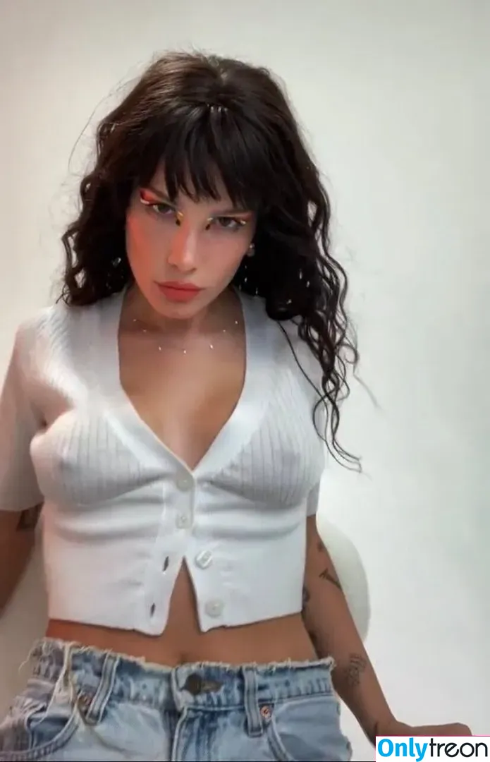 Halsey nude photo #0173 (iamhalsey / yammahaaa)