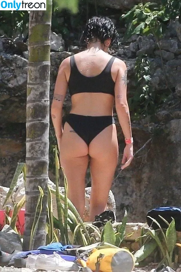 Halsey nude photo #0179 (iamhalsey / yammahaaa)