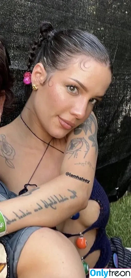 Halsey nude photo #0183 (iamhalsey / yammahaaa)