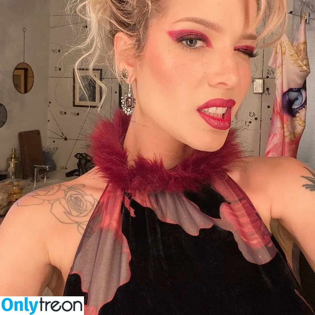 Halsey nude photo #0207 (iamhalsey / yammahaaa)