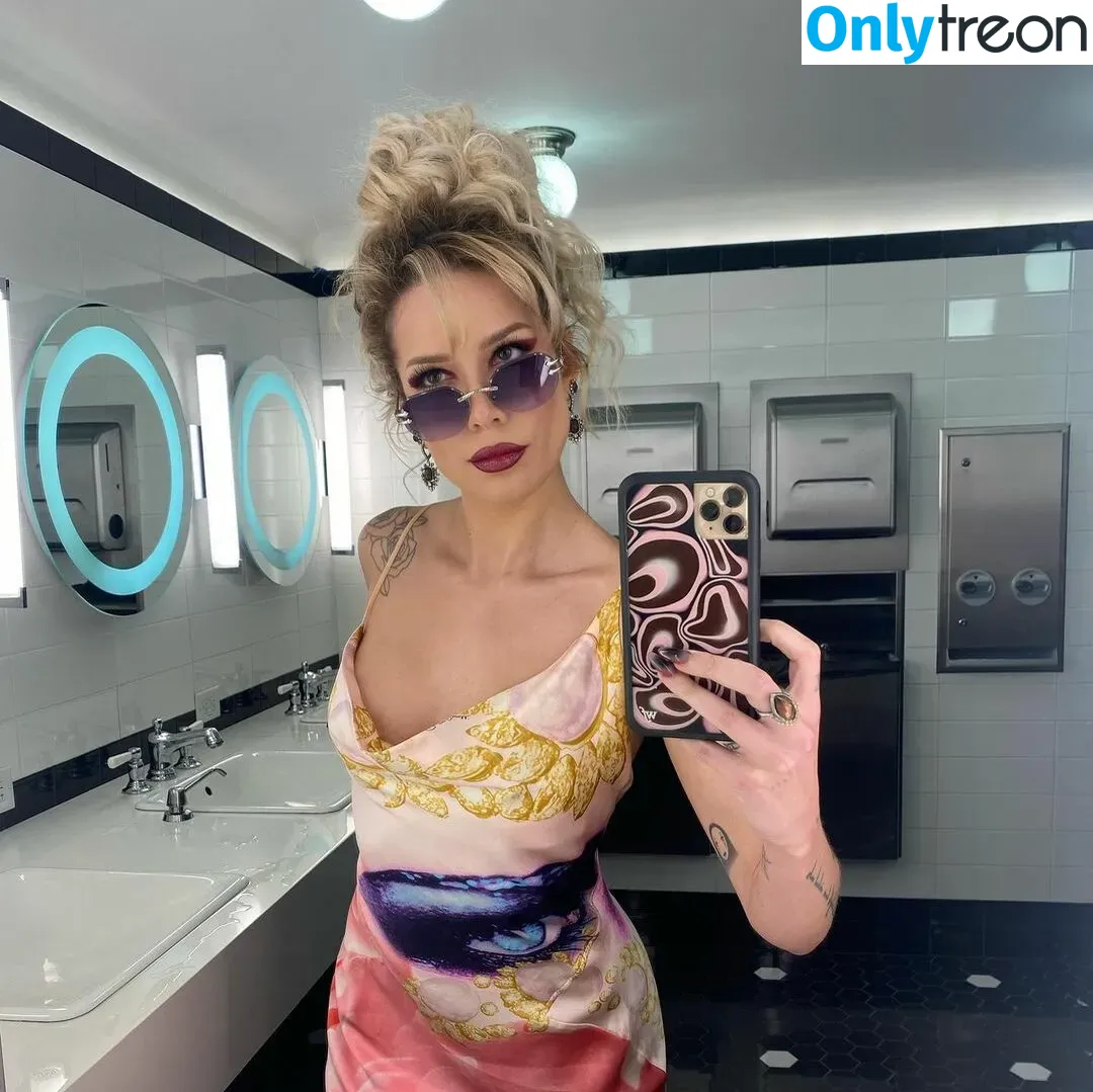 Halsey nude photo #0209 (iamhalsey / yammahaaa)