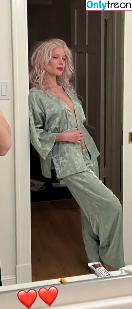 Halsey nude photo #0271 (iamhalsey / yammahaaa)