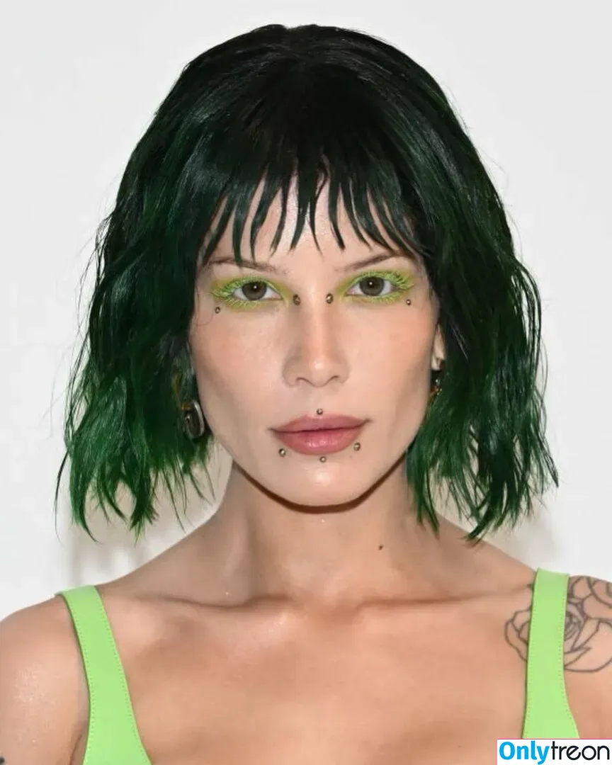 Halsey nude photo #0302 (iamhalsey / yammahaaa)