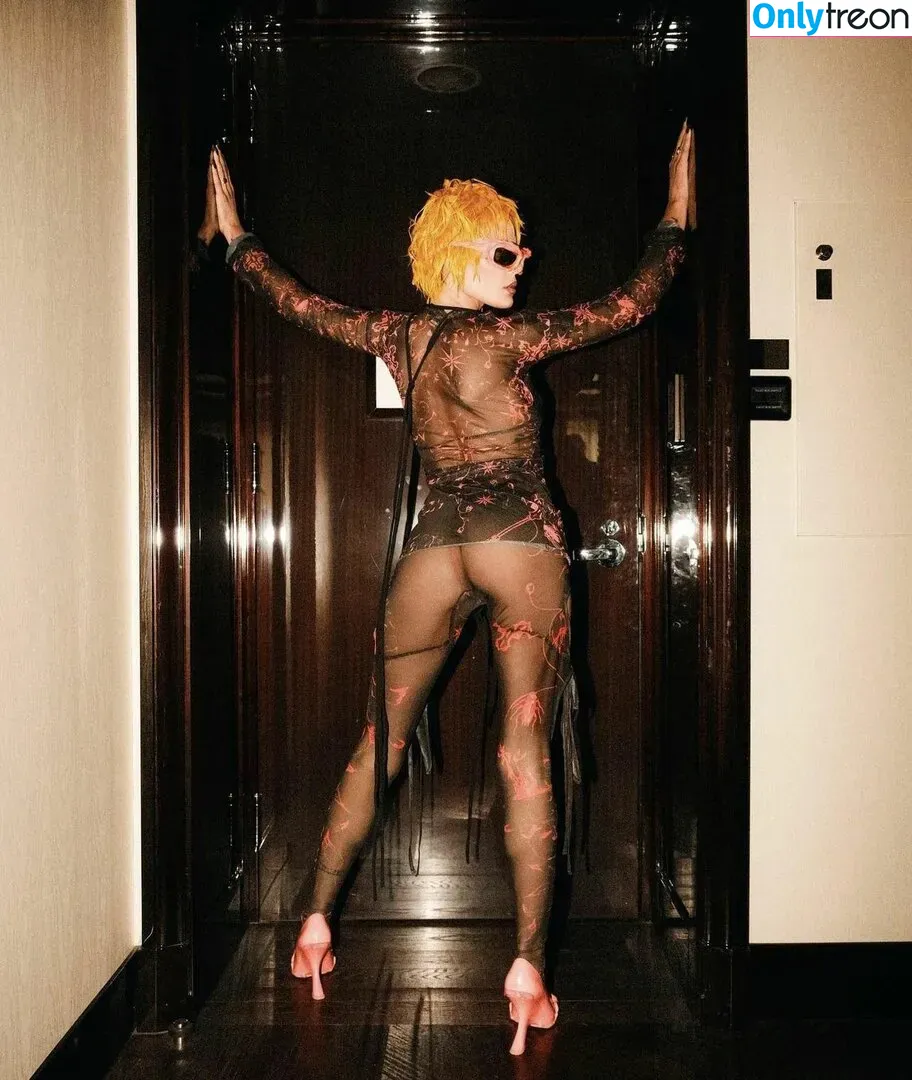Halsey nude photo #0325 (iamhalsey / yammahaaa)