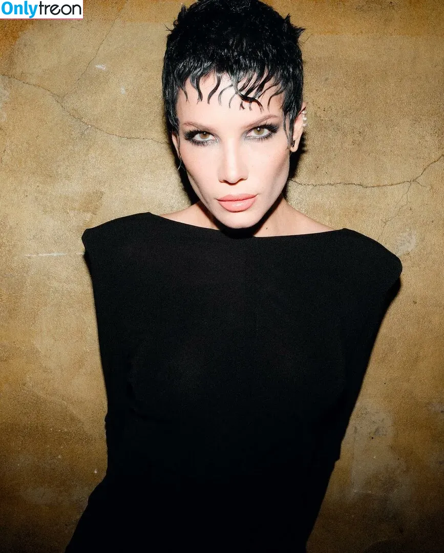 Halsey nude photo #0339 (iamhalsey / yammahaaa)