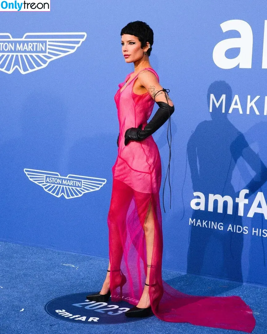 Halsey nude photo #0362 (iamhalsey / yammahaaa)