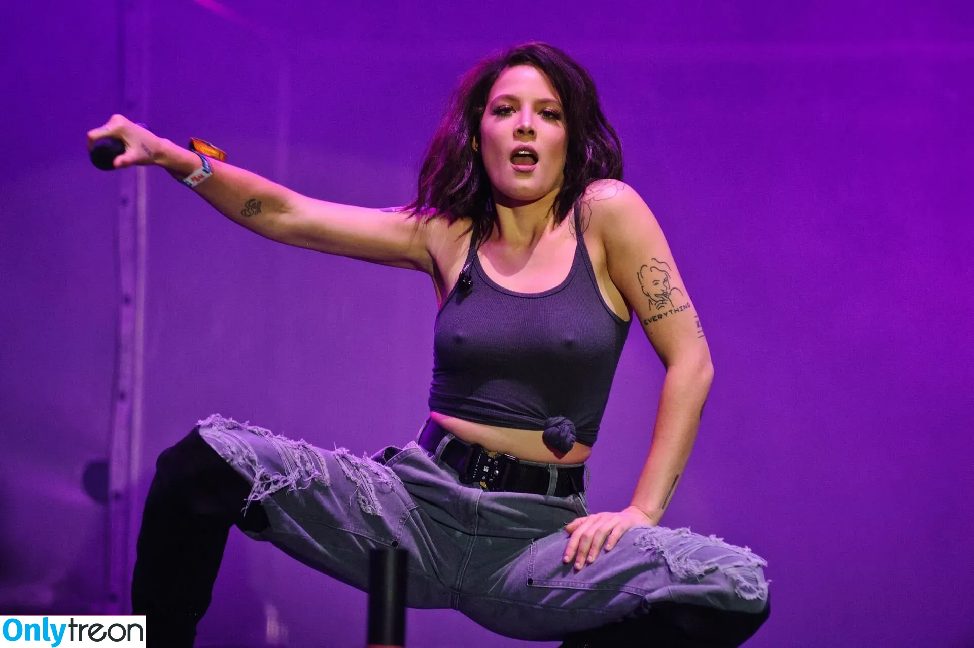 Halsey nude photo #0410 (iamhalsey / yammahaaa)