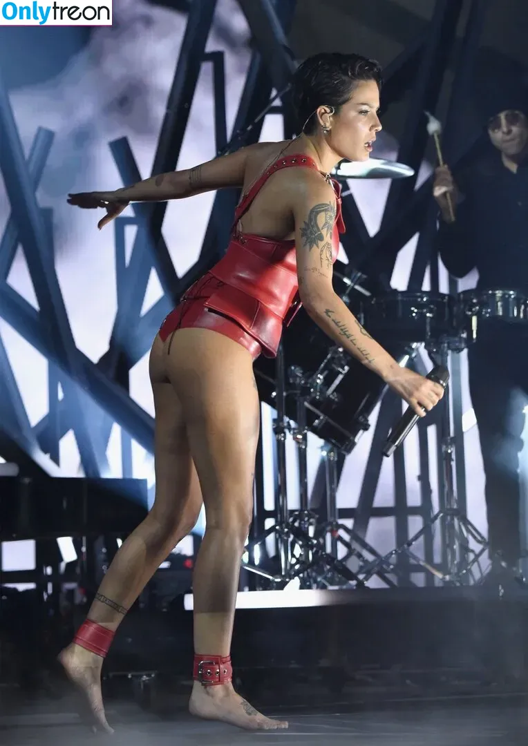 Halsey nude photo #0414 (iamhalsey / yammahaaa)