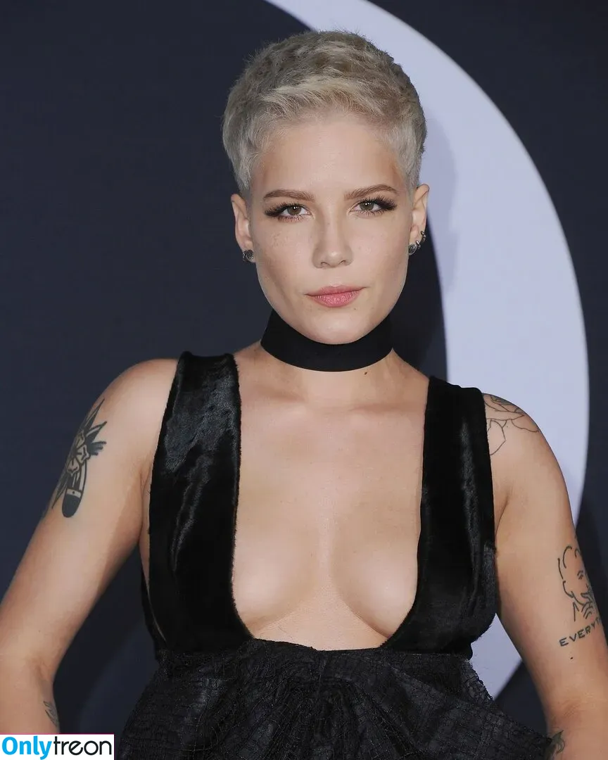 Halsey nude photo #0450 (iamhalsey / yammahaaa)
