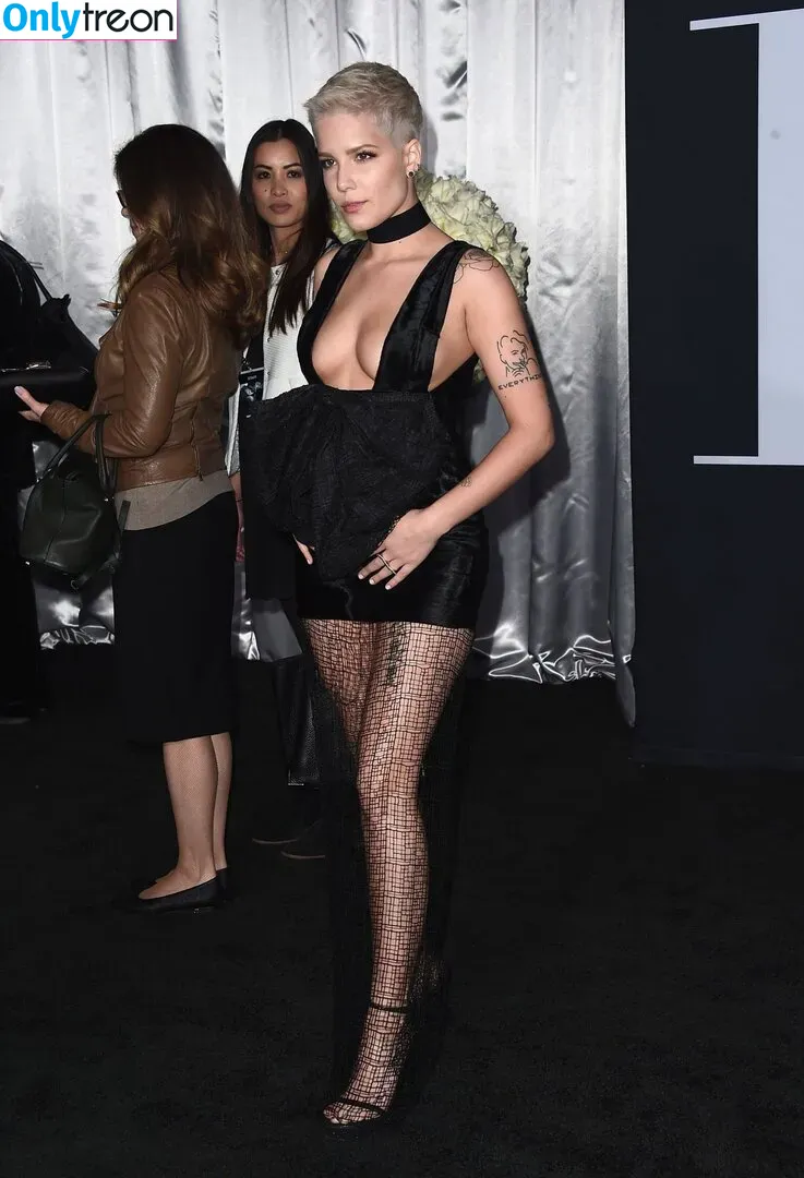 Halsey nude photo #0451 (iamhalsey / yammahaaa)