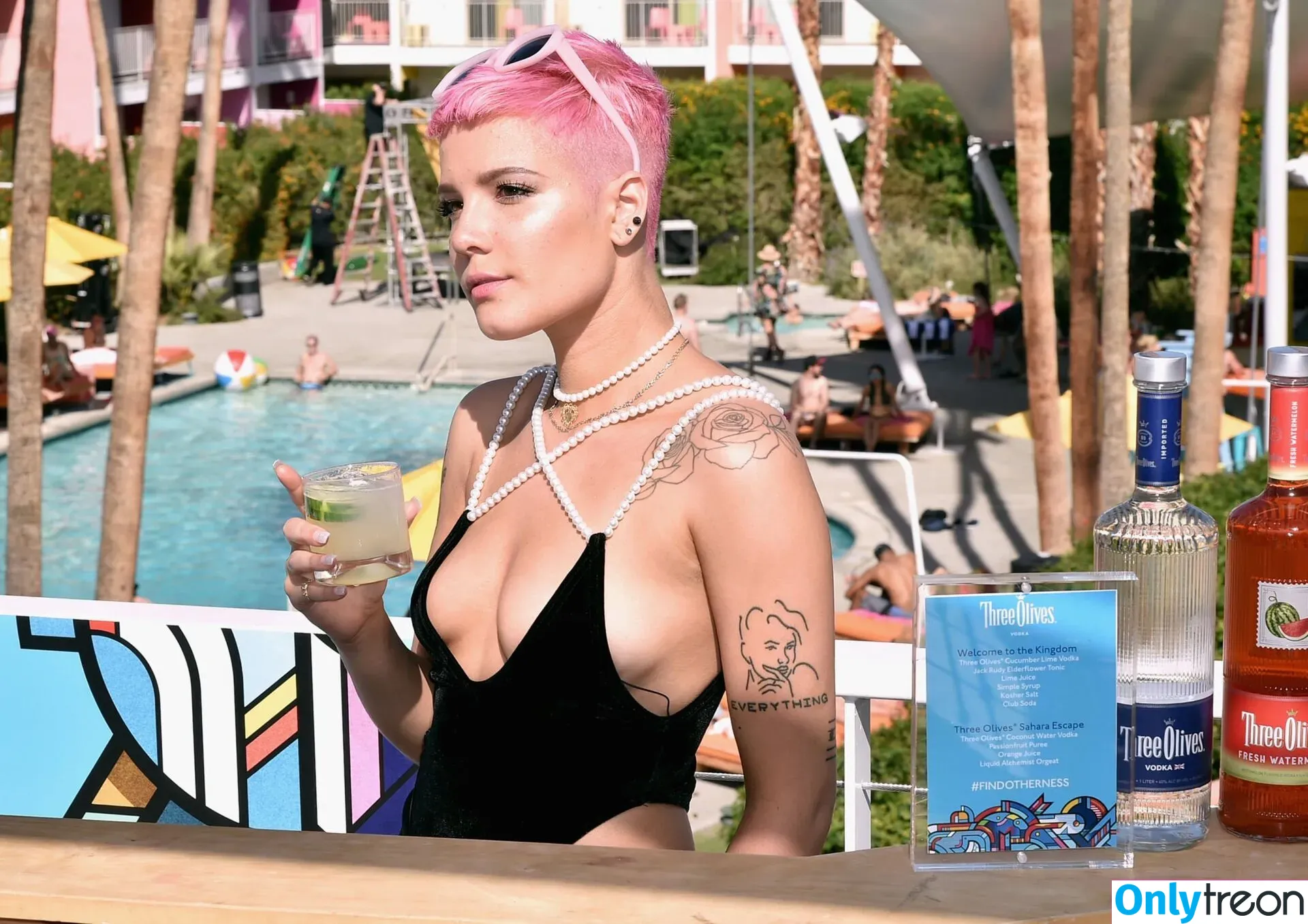 Halsey nude photo #0456 (iamhalsey / yammahaaa)