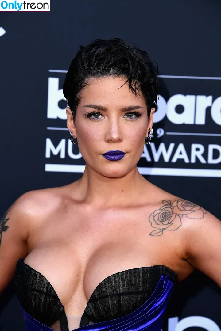 Halsey nude photo #0459 (iamhalsey / yammahaaa)