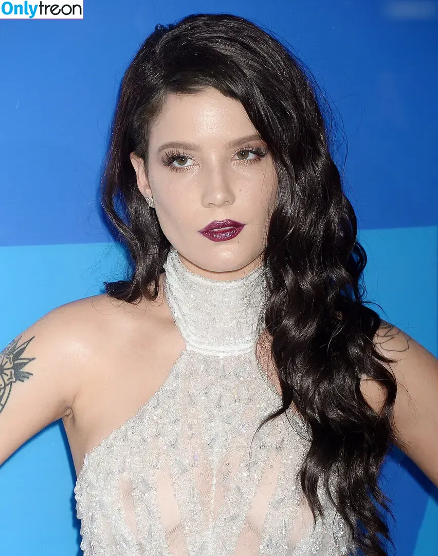 Halsey nude photo #0551 (iamhalsey / yammahaaa)
