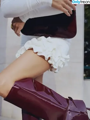 Hande Ercel / handemiyy nude photo #0299