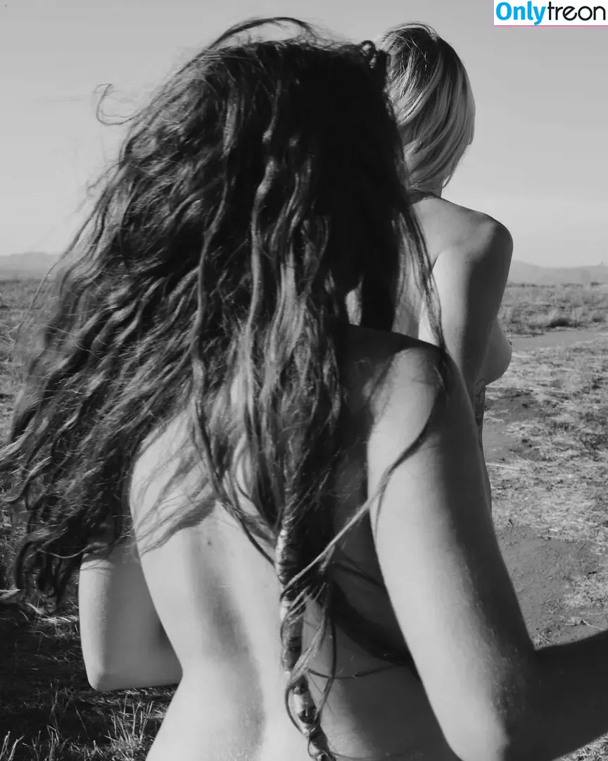 Hanna Webster nude photo #0005 (ivory.daydream)