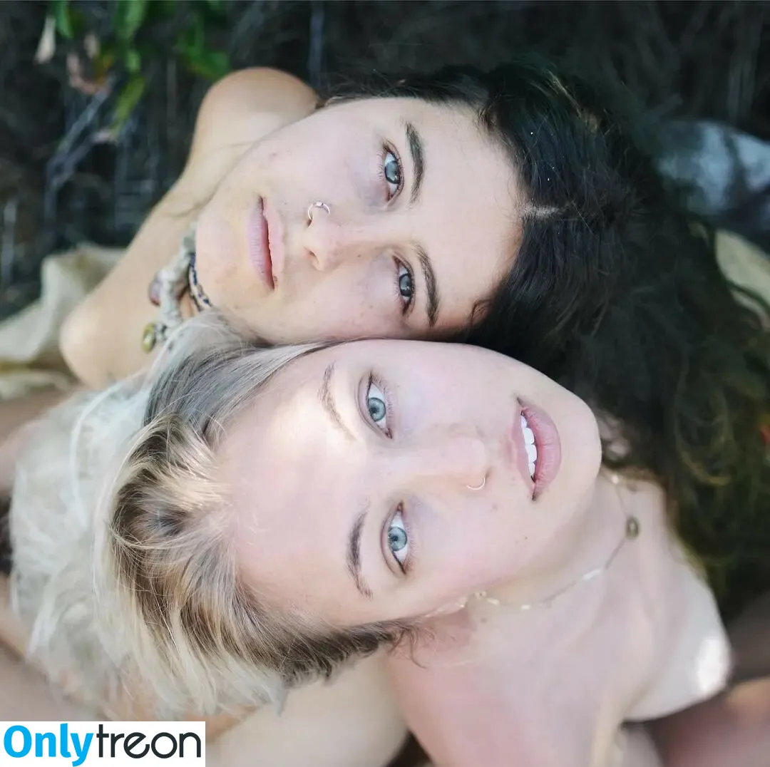 Hanna Webster nude photo #0017 (ivory.daydream)