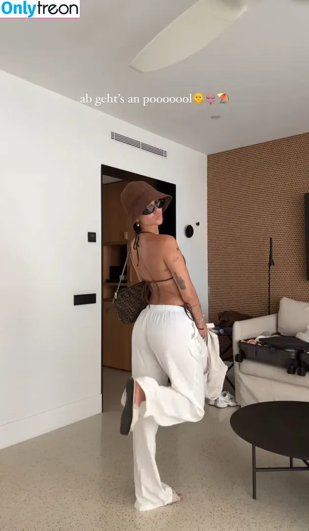 Hannaahcarolina nude photo #0173 (Hannaahcarolina)