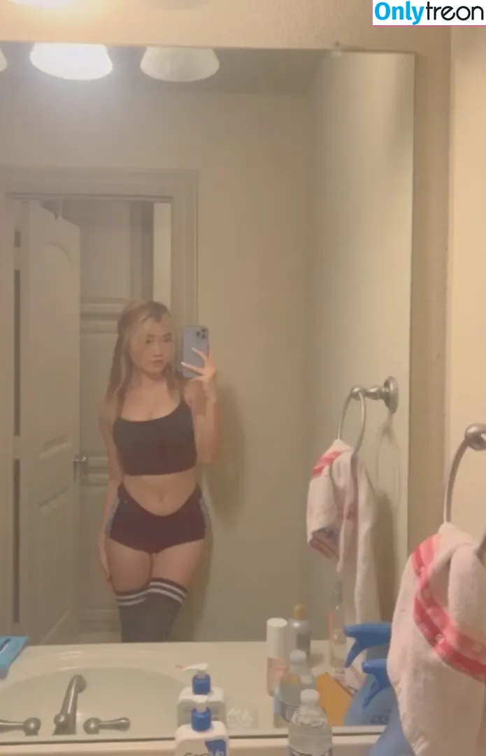 Hannah Hunni nude photo #0032 (hunnihann / hunnihannah)