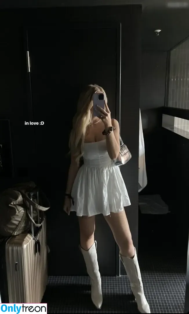 Hannah Maria nude photo #0018 (hannahmria)