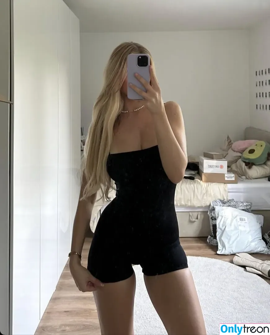 Hannah Maria nude photo #0029 (hannahmria)