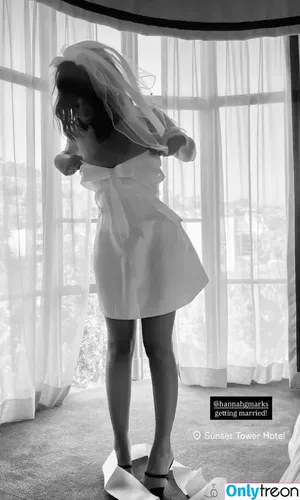 Hannah Marks / hannahgmarks nude photo #0083