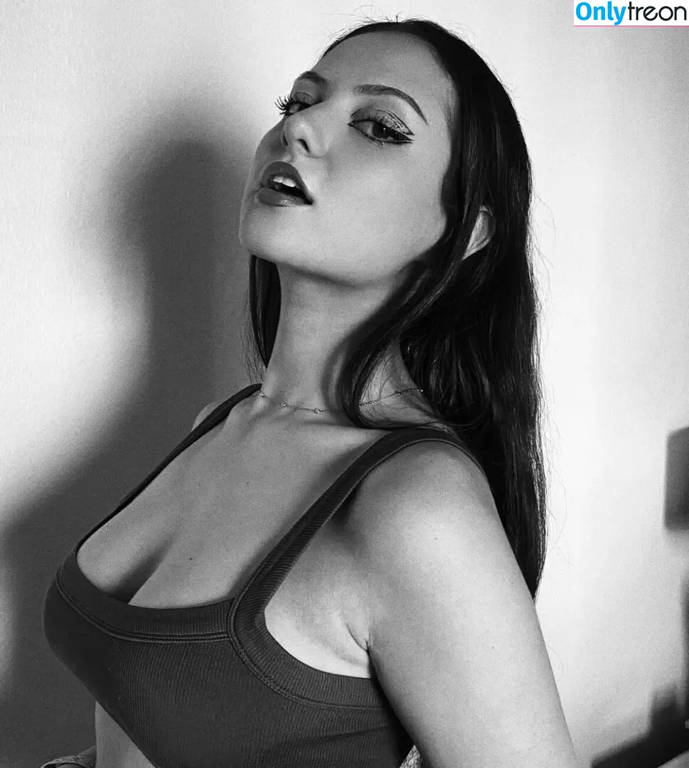 Hannah Montoya nude photo #0100 (hannah.montoya / hannah_montoya)