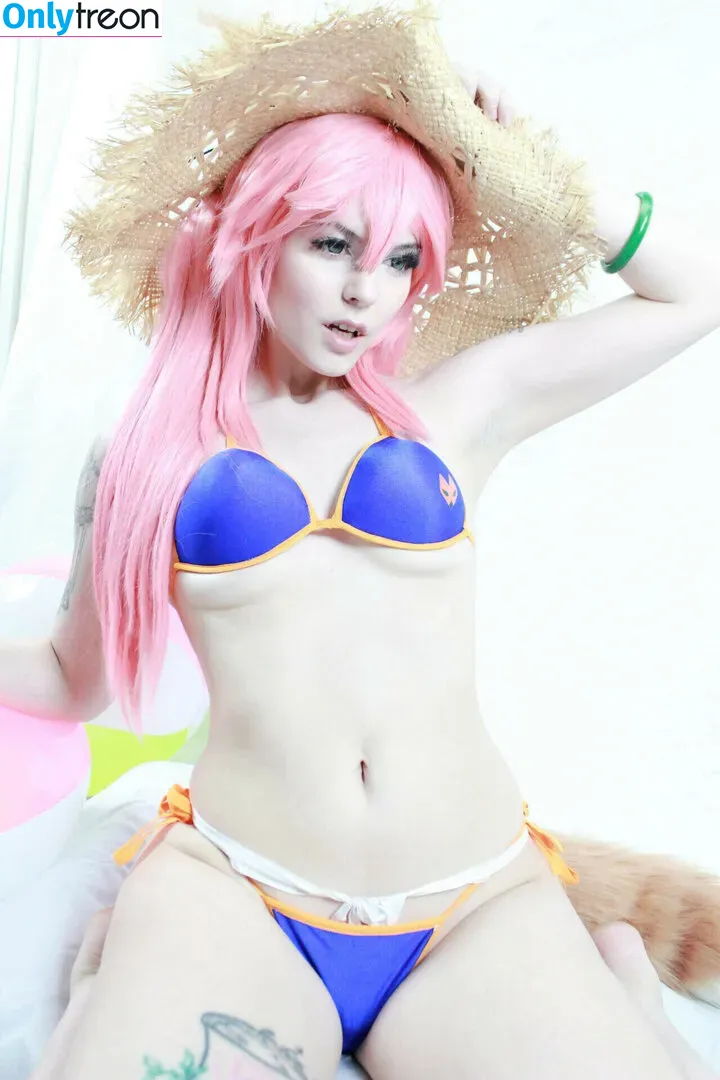 Hannahhyrule nude photo #0207 (Captain Hannah)