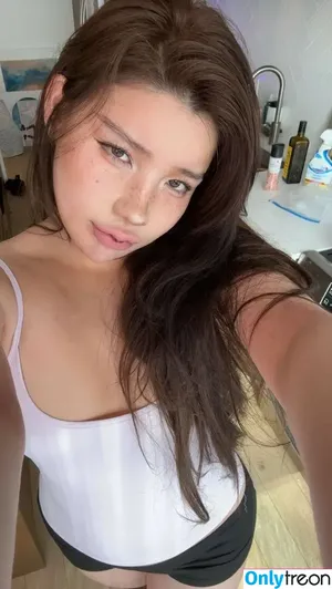Hannahkae27 / Hannah Kim | nude photo #1374