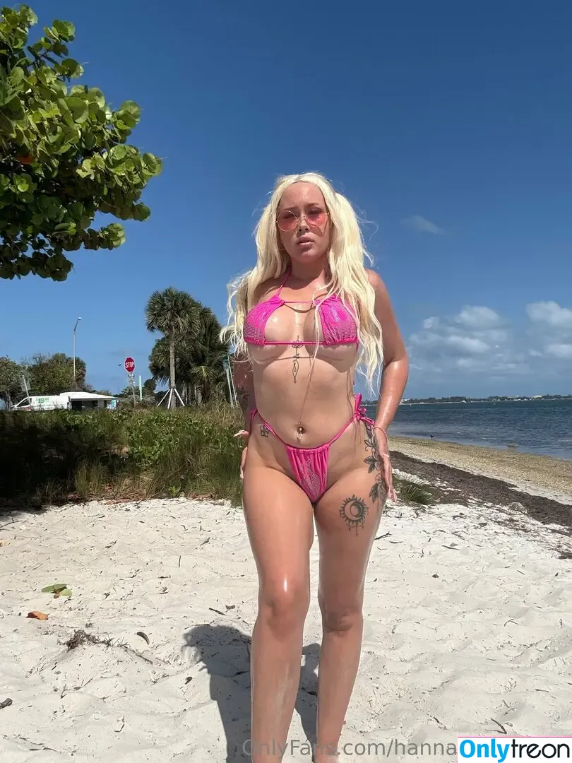 hannahmurderss nude photo #0061 (hannahtwiin)