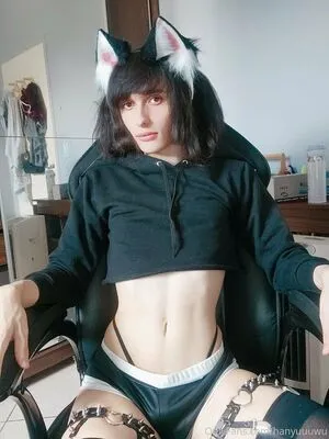 hanyuuuwu / hanauwu nude photo #0023