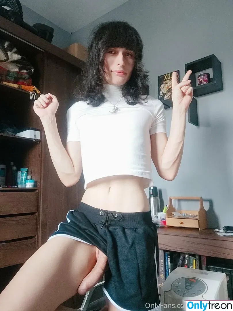 hanyuuuwu nude photo #0098 (hanauwu)