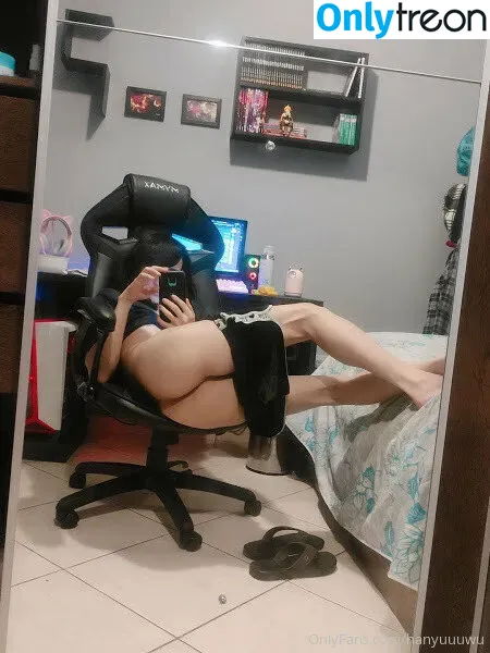 hanyuuuwu nude photo #0191 (hanauwu)