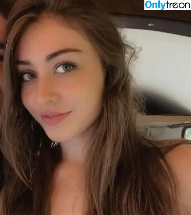 Happysadflower nude photo #0001 (Happysadflower)