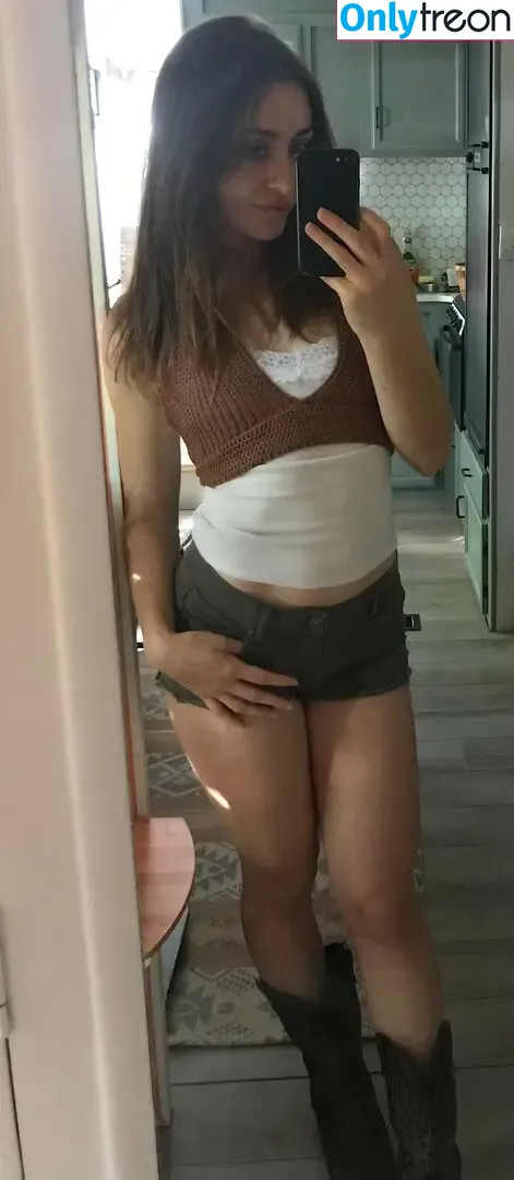 Happysadflower nude photo #0004 (Happysadflower)