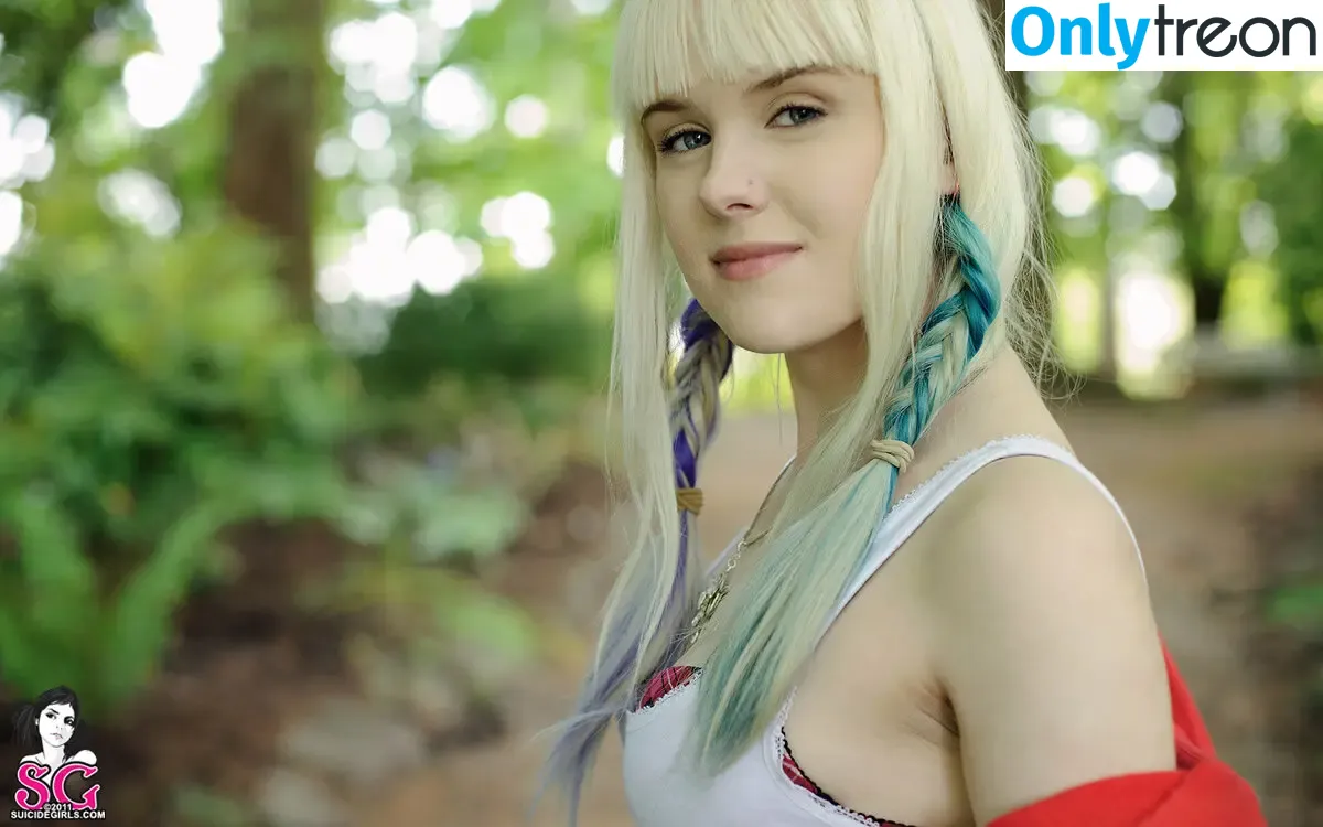 Harajuku nude photo #0019 (harajukumaraj / harajukuworld)