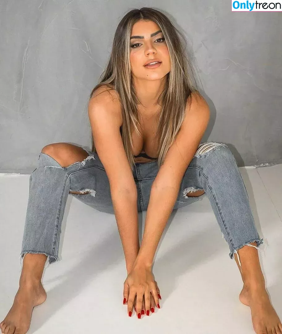 Hariany Almeida nude photo #0054 (hariany)