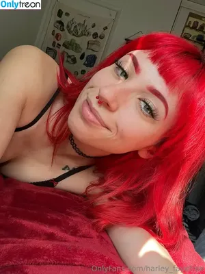 harley_fayefree / harleyyfayye nude photo #0073