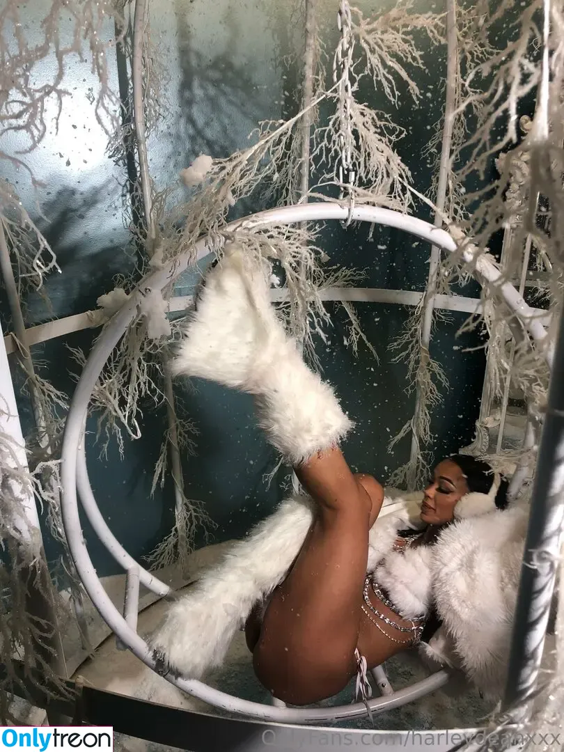 harleydeanxxx nude photo #0080 (thatsharleydean_)