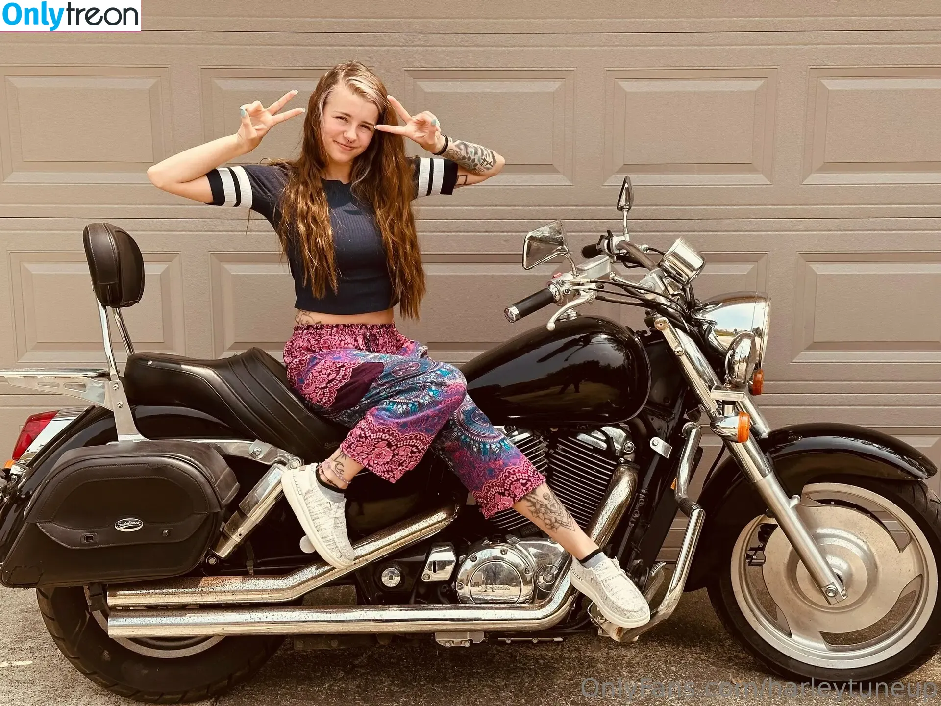 HarleyTuneUp nude photo #0043 (HarleyTuneUp)