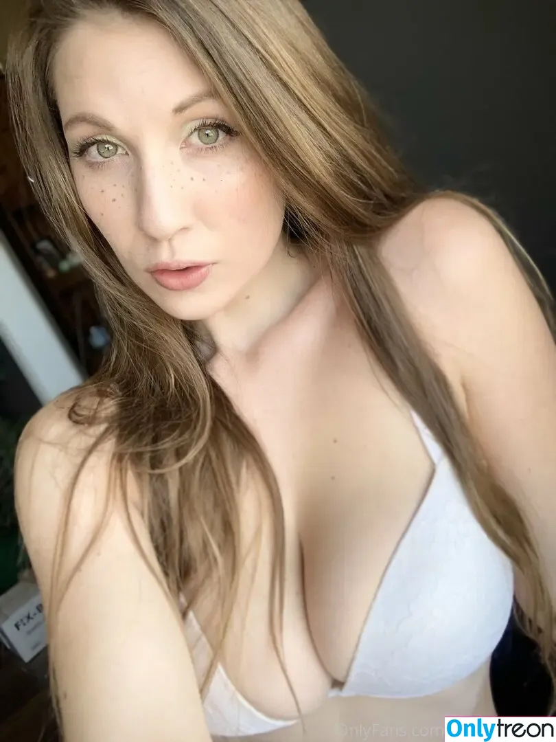 harpermadi_ nude photo #2985 (harpermadisfw)