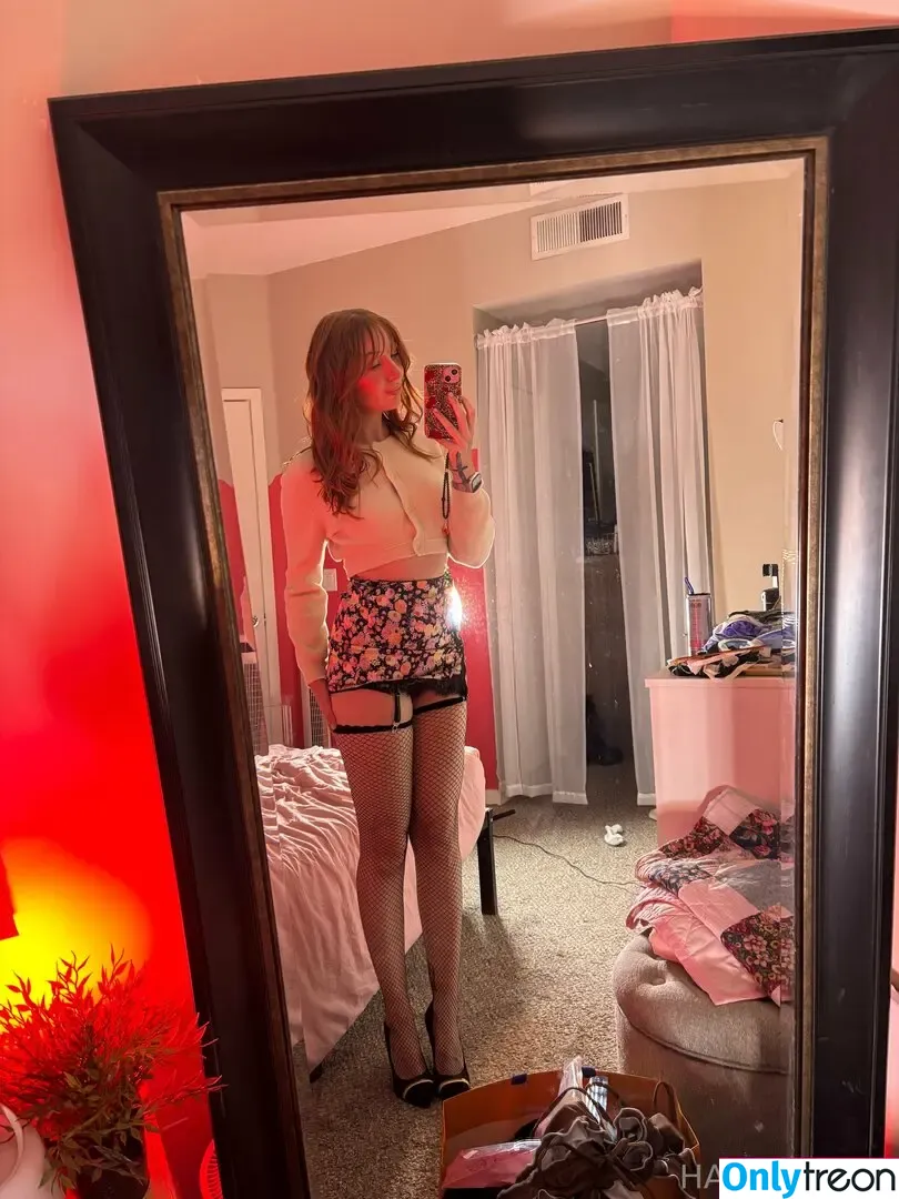 harpermadi_ nude photo #6088 (harpermadisfw)