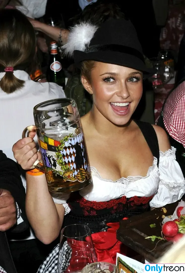 Hayden Panettiere nude photo #0477 (haydenpanettiere)
