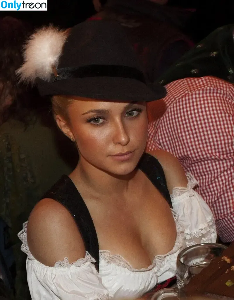 Hayden Panettiere nude photo #0479 (haydenpanettiere)
