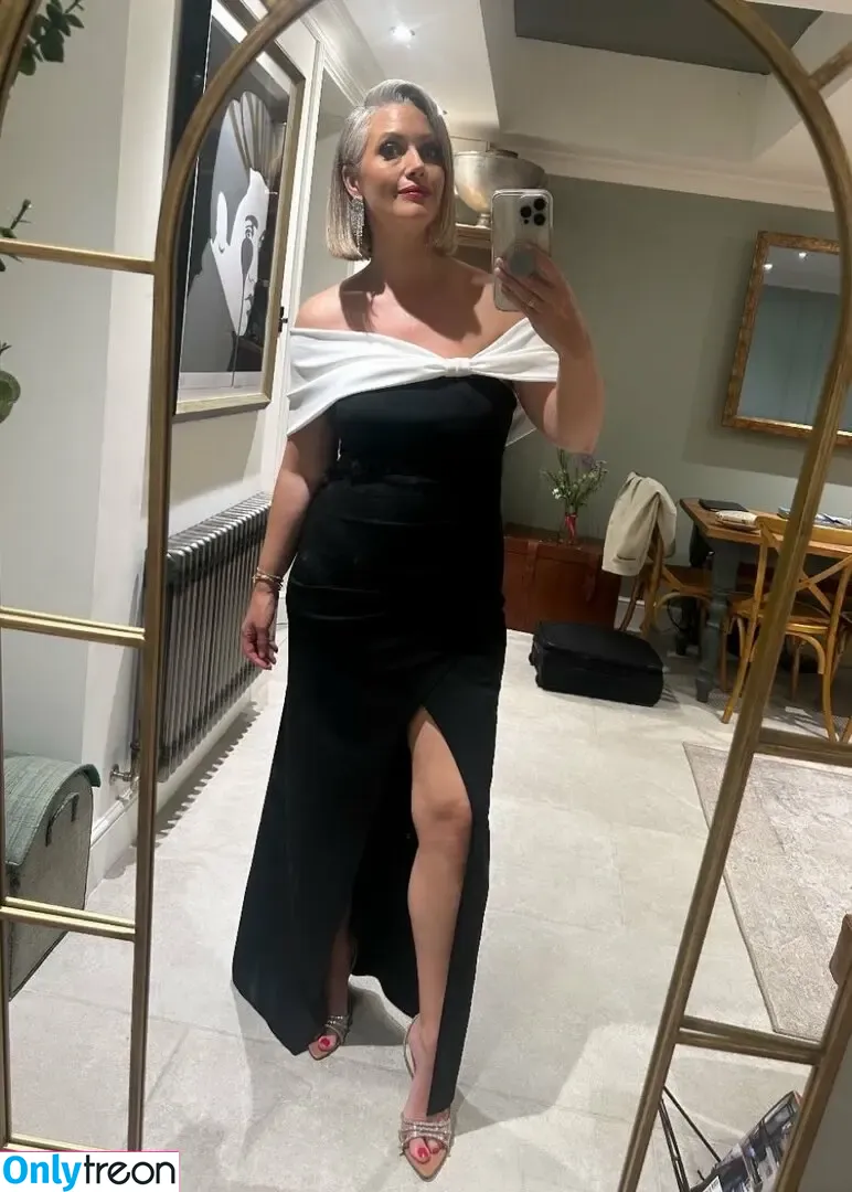 Hayley McQueen nude photo #0035 (mcqueenhayley / megamcqueen)