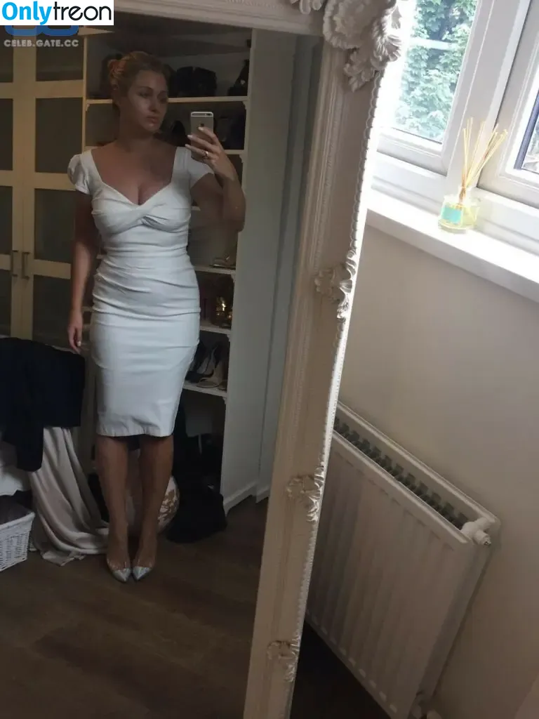 Hayley McQueen nude photo #0053 (mcqueenhayley / megamcqueen)