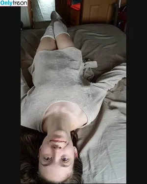 Haze Lynn / FlipMineArseMom / haze_lynn / hazelynnttv nude photo #0598