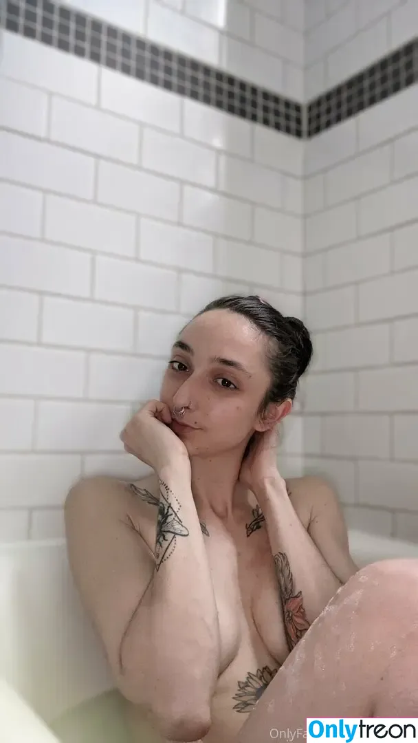 hazeyhaze nude photo #0023 (is_mise_hazey)