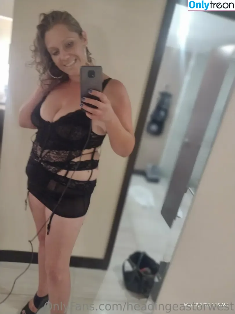 headingeastorwest nude photo #0012 (headingeastorwest)