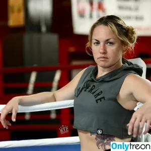 Heather Hardy / American Boxer / heathertheheat nude photo #0103