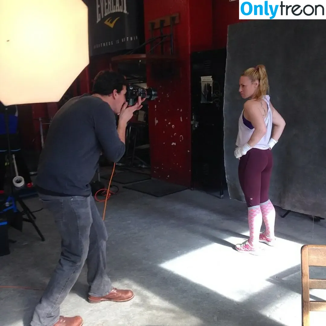 Heather Hardy nude photo #0007 (American Boxer / heathertheheat)